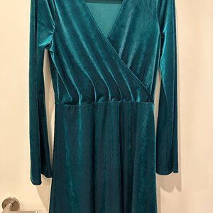 Express Long Sleeve Velvet Green Wrap Dress